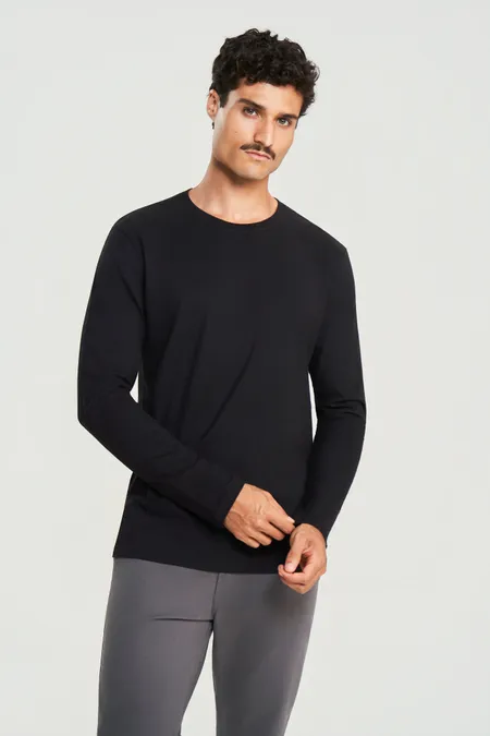 Camiseta Essentials Preta Puramania Camiseta Essentials Preta Puramania