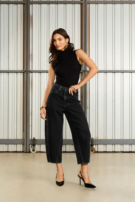 Calça Jeans Feminina Barrel Black Osmoze
