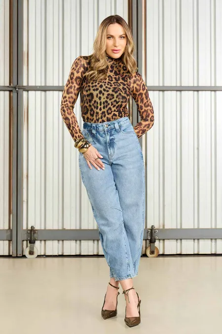 Calça Jeans Barrel Feminina em Algodão Blue Médio Osmoze Calça Jeans Barrel Feminina em Algodão Blue Médio Osmoze