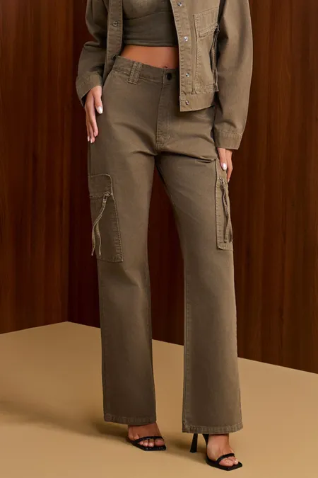 Calça Sarja New Flare Bolso Cargo em Algodão Puramania