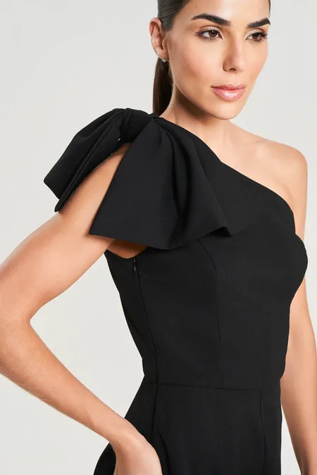 Macacão Feminino Curto Scuba Crepe Preto Puramania Macacão Feminino Curto Scuba Crepe Preto Puramania
