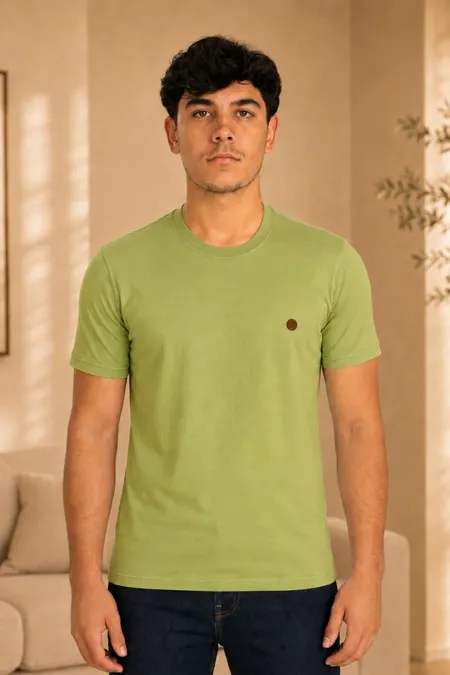Camiseta Slim Masculina Verde Claro em Algodão Tuaren